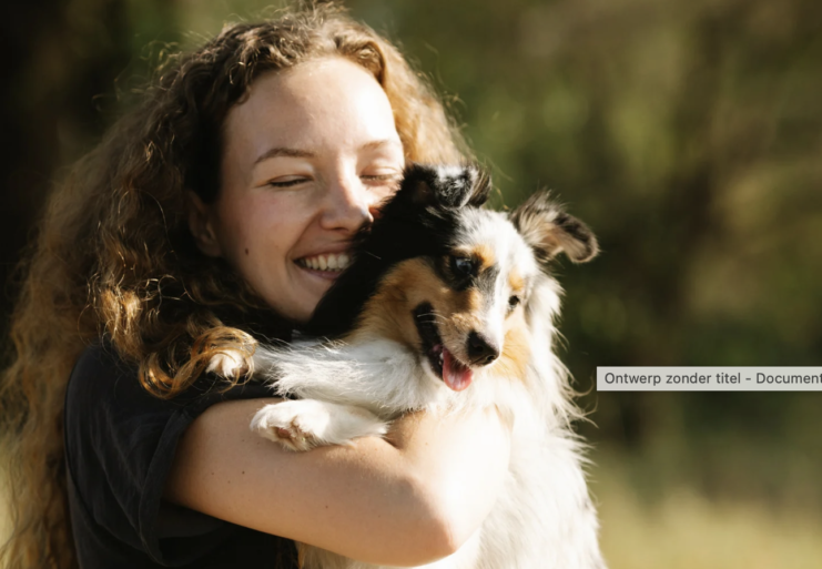 Knuffelen hond - blog ontwormen huisdieren